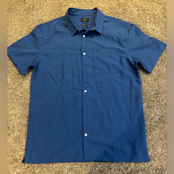 Quiksilver Dress Shirt Short Sleeve - Picture 1 of 2
